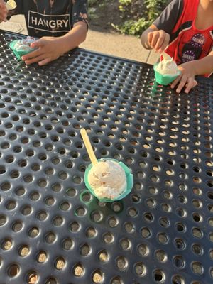 Sonny's Ice Cream Cafe by null