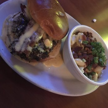 Mad Pecker Brewing - Beer cheese fondue bacon burger with beer cheese bacon Mac on the side - New American Near Me - San Antonio, Texas Mad Pecker Brewing - Beer cheese fondue bacon burger with beer cheese bacon Mac on the side - New American Near Me - San Antonio, Texas