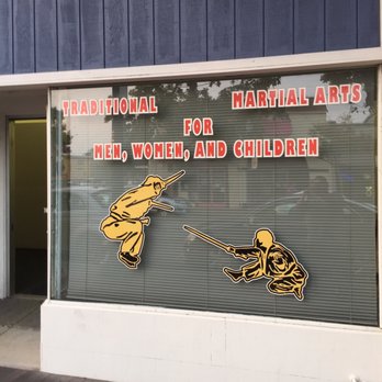 Tracy's Karate & Mixed Martial Arts Studios - Karate Near Me - Fairfield, California