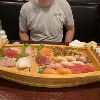 Sushi Ushi - Sushi boat - Sushi Bars Near Me - Valrico, Florida Sushi Ushi - Sushi boat - Sushi Bars Near Me - Valrico, Florida
