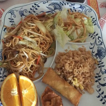 China Wok - @kimpopusa Lo Mein lunch special $9.36 - Chinese Near Me - Canyon Cntry, California