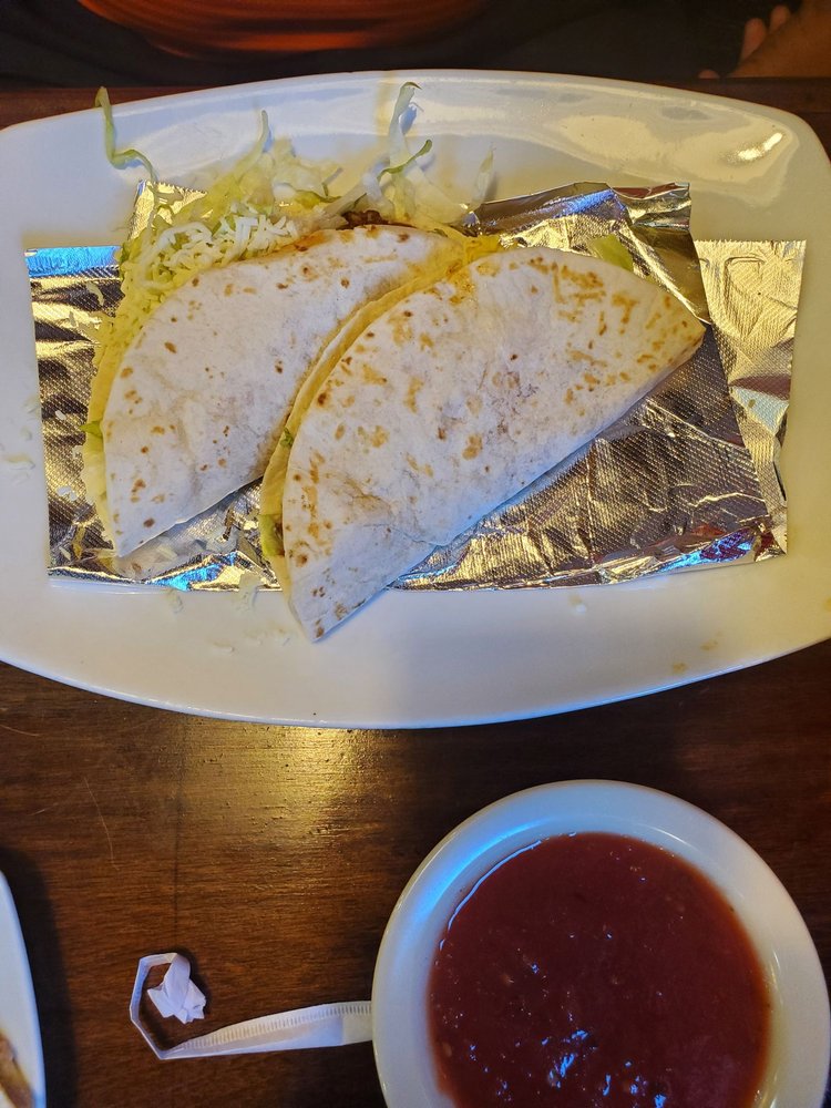 Food from Los Tres Amigos