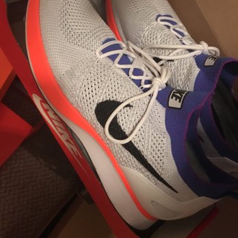 Ubiq - Nike Mariah flyknit racer grape size 12 - Shoe Stores Near Me - Philadelphia, Pennsylvania