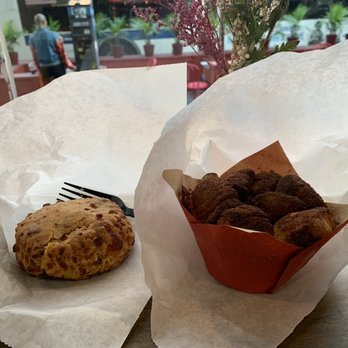 Lips Cafe - Cafes Near Me - Brooklyn, New York