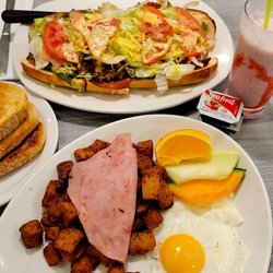 Déjeuner un oeuf jambon