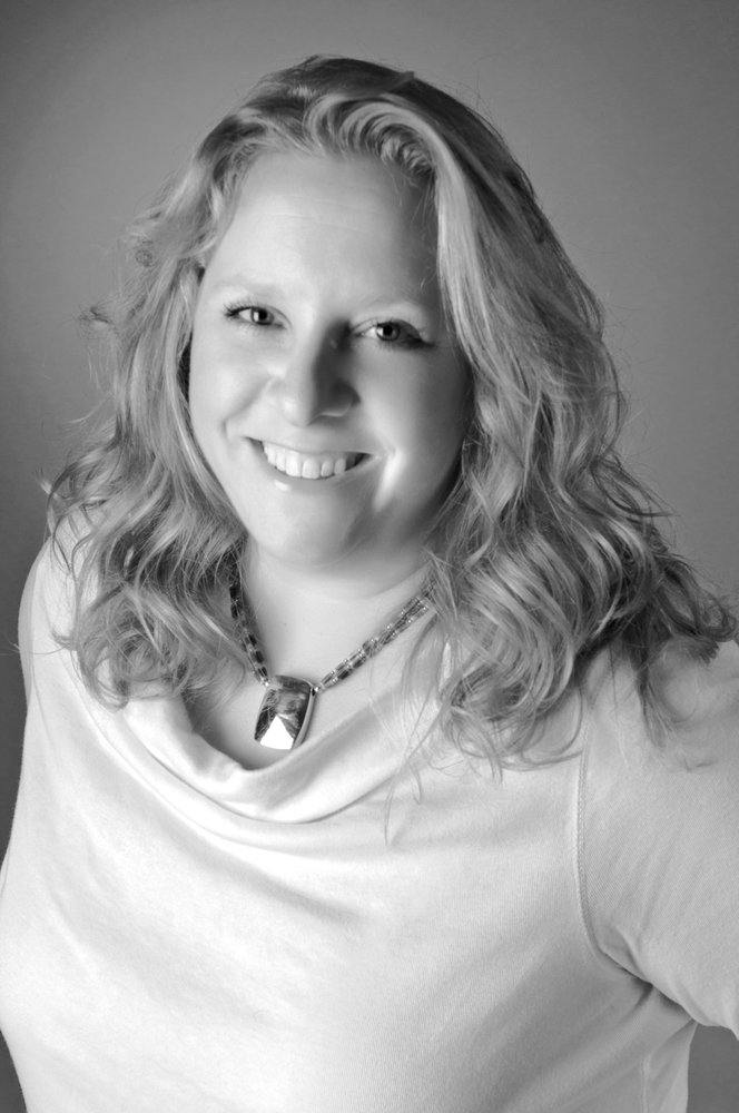 KRISSY LOOKABILL BELLA CASA REAL ESTATE GROUP Updated October 2024