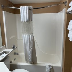Microtel Inn & Suites by Wyndham Starkville - Bathroom dirty and looks as someone was swinging on the shower rod