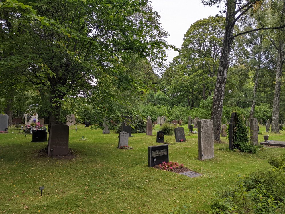 NORRA BEGRAVNINGSPLATSEN Updated September 2024 10 Photos Solna