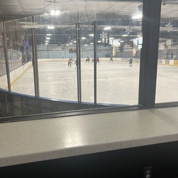 Carmel Ice Skadium - Skating Rinks Near Me - Carmel, Indiana