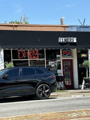 Elmer's BBQ by null
