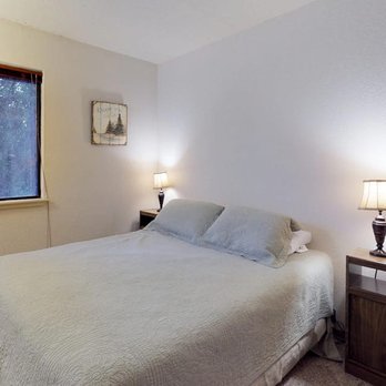 Living Pines Condominium - Vacation Rentals Near Me - Shaver Lake, California Living Pines Condominium - Vacation Rentals Near Me - Shaver Lake, California