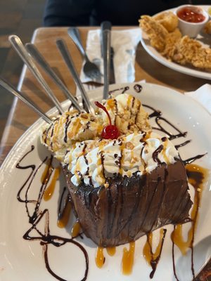 Cheddar's Scratch Kitchen by null