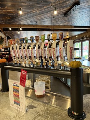 Photo of Leinie Lodge - Chippewa Falls, WI, US. Taps