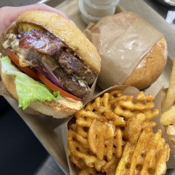 Burger & Cream - The double d and the pounder - Desserts Near Me - Auburn, California Burger & Cream - The double d and the pounder - Desserts Near Me - Auburn, California