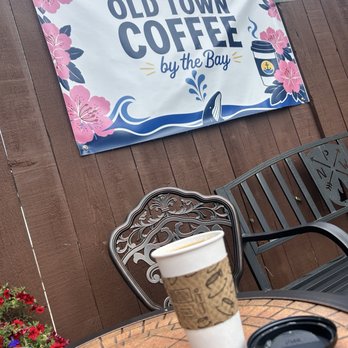 Old Town Coffee Company - Out on the patio if I bring my dog - Coffee & Tea Near Me - Florence, Oregon