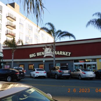 Andrade's Thrift Store - Right across the street you have one of the best places to get food and drinks when you get thirsty. - Thrift Stores Near Me - National City, California