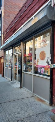 3 Aunties Thai Market 2 by null