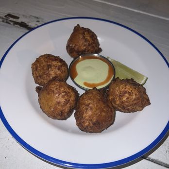 Gramps Getaway - Conch Fritters - Dive Bars Near Me - Key Biscayne, Florida
