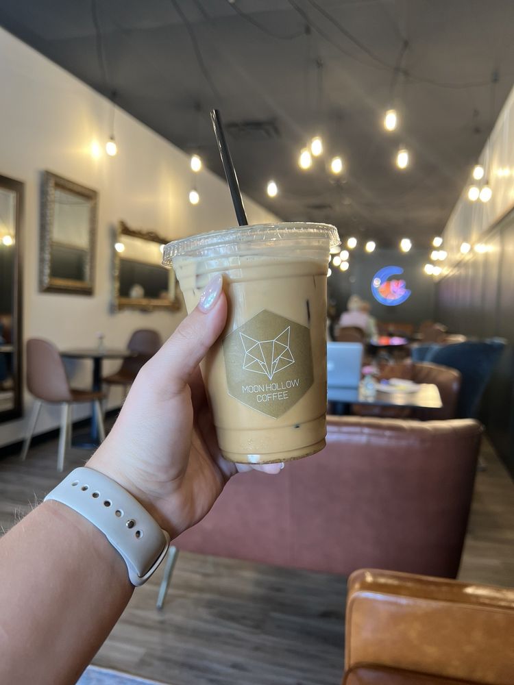 Moon Hollow Coffee Logo