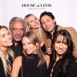 Good Timez Photo Booth - Add your personal logo
