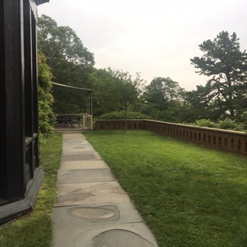 Stone Mansion - The beautiful, green, balcony where guests ate. - Guest Houses Near Me - Manchester, Massachusetts