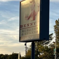 Benny's Burgers & Shakes
