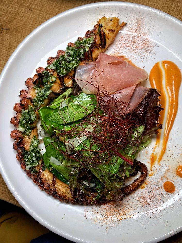 MAMAJUANA Updated June 2024 80 Photos & 22 Reviews 1000 Frankford