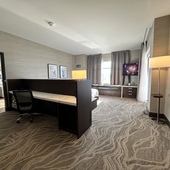 DoubleTree by Hilton Tucson Downtown Convention Center - Room 601 - Hotels Near Me - Tucson, Arizona DoubleTree by Hilton Tucson Downtown Convention Center - Room 601 - Hotels Near Me - Tucson, Arizona