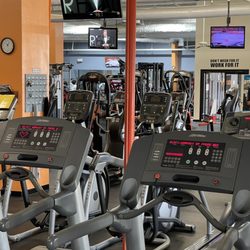 TX Fitness - A broad view of the gym from the treadmill