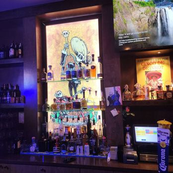 El Mariachi - Nice atmosphere here. - Cuban Near Me - Coral Springs, Florida