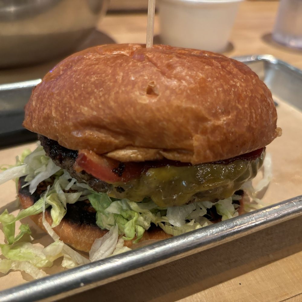 Hopdoddy Burger Bar - Bacon cheeseburger - Burgers Near Me - Euless, Texas Hopdoddy Burger Bar - Bacon cheeseburger - Burgers Near Me - Euless, Texas