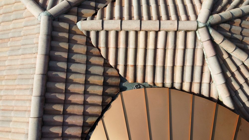 Slide of Sunbiz Roofing