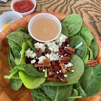 Samuel Horne's Tavern - Fresh crisp Spinach salad - American Near Me - Folsom, California Samuel Horne's Tavern - Fresh crisp Spinach salad - American Near Me - Folsom, California