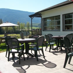 Riverfront Pub - Summer patio