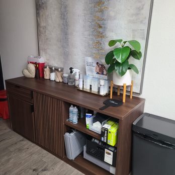 J&E Multi Cleaning Services - Office Cleaning Near Me J&E Multi Cleaning Services - Office Cleaning Near Me