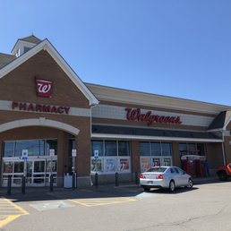 the front of a walgreens pharmacy the front of a walgreens pharmacy
