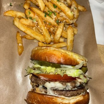 Station Craft - Garlic parm fries for the win - Burgers Near Me - Dana Point, California