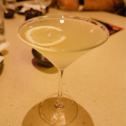 Lemon drop cocktail