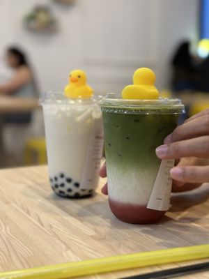 Cafe Yellow Goose by null
