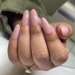 Alicia Moreno Nails