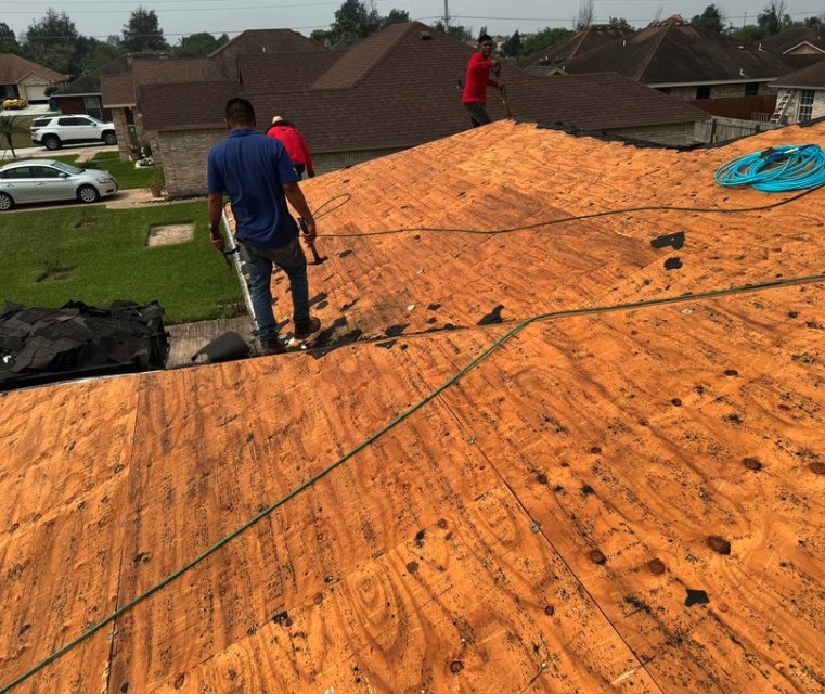 Slide of Roof Contractor Service
