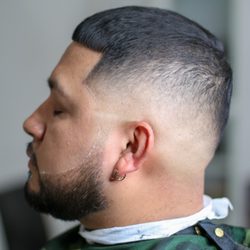 King Of Kings Cuts - Mid Fade and Beard!!