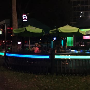 Lake Eola Park - Relax and grill bar - Parks Near Me - Orlando, Florida
