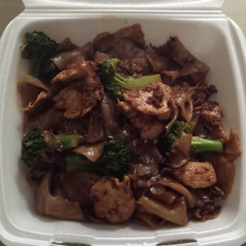 Thai Garden - Pad sew ew - Thai Near Me - Oceanside, California