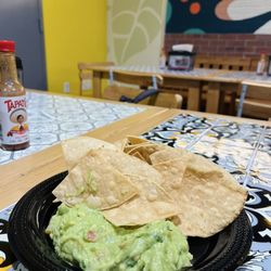 Las Montañas Supermarket - Guac and chips $1.99 (guac good, chips are thick)