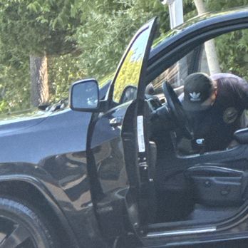 Hampton Auto Wash - Guy working hard ! Car sparkling - Car Wash Near Me - Hampton Bays, New York Hampton Auto Wash - Guy working hard ! Car sparkling - Car Wash Near Me - Hampton Bays, New York
