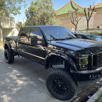OC Tint Shop - 5% on the driver and passenger front windows. 55% on windshield - Home Window Tinting Near Me - Irvine, California OC Tint Shop - 5% on the driver and passenger front windows. 55% on windshield - Home Window Tinting Near Me - Irvine, California