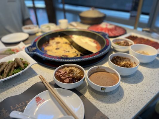 Lao Ma Tou Hot Pot 老码头火锅 by null