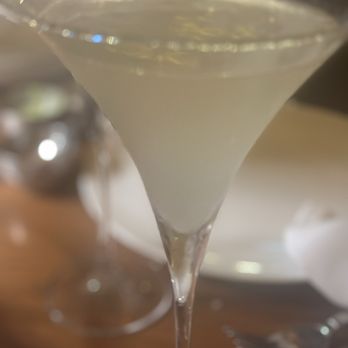 Harry's - Lemon drop - Cocktail Bars Near Me - Playa del Carmen, ROO Harry's - Lemon drop - Cocktail Bars Near Me - Playa del Carmen, ROO