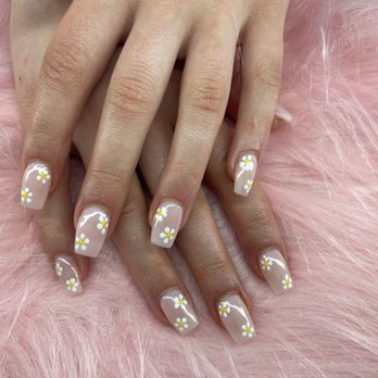 Oasis Nails - Cute designs for spring - Nail Salons Near Me - Sacramento, California